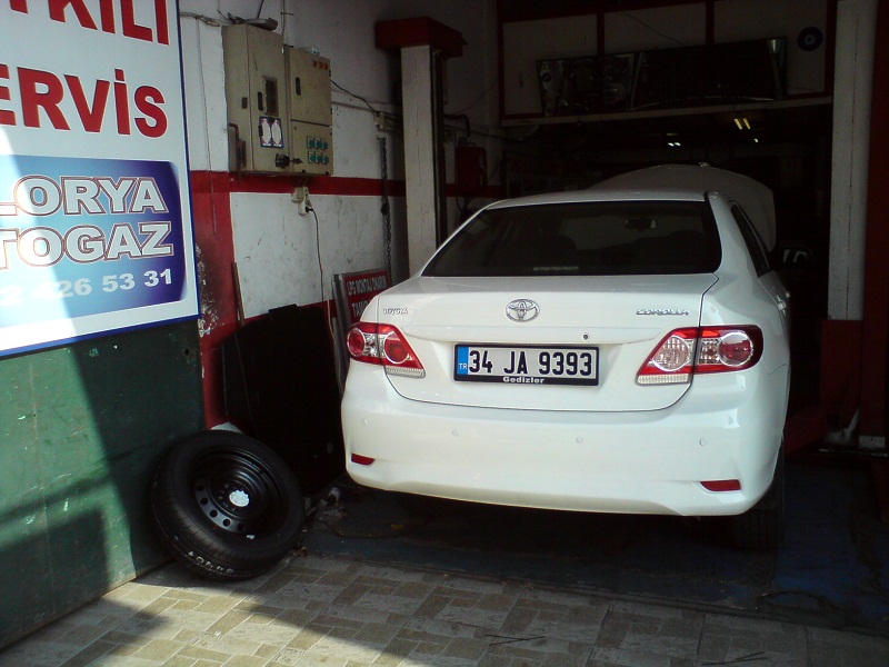 Toyota Corolla 1.6 Valvematic Sıralı LPG Montajı - Fotoğraf 3